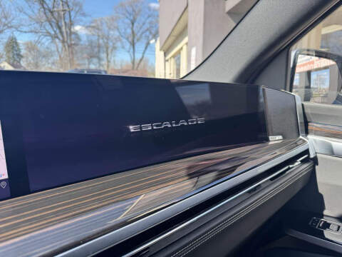 2025 Cadillac Escalade Premium Luxury