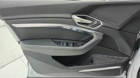 2024 Audi Q8 e-tron quattro Prestige