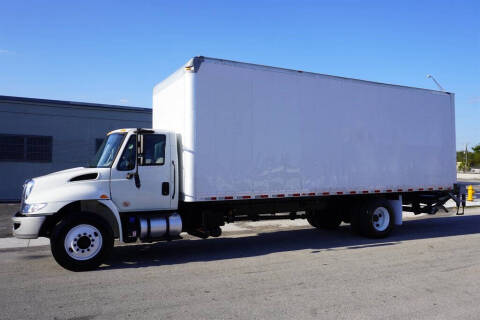 2018 International DuraStar 4300