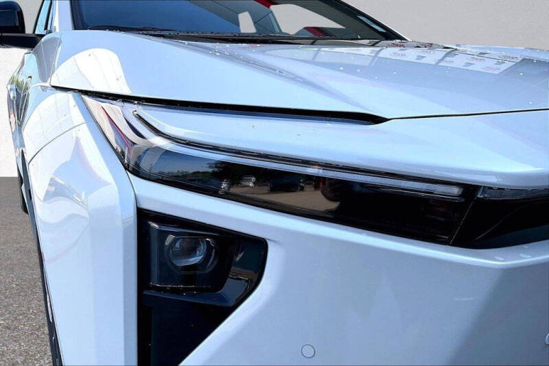 2026 Toyota bZ XLE Plus
