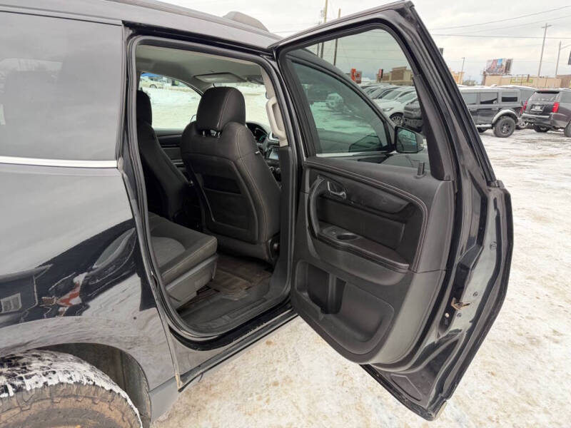 2017 Chevrolet Traverse LT