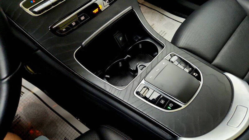 2021 Mercedes-Benz GLC GLC 300
