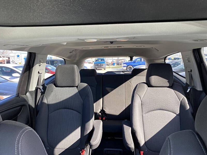 2017 Chevrolet Traverse LT