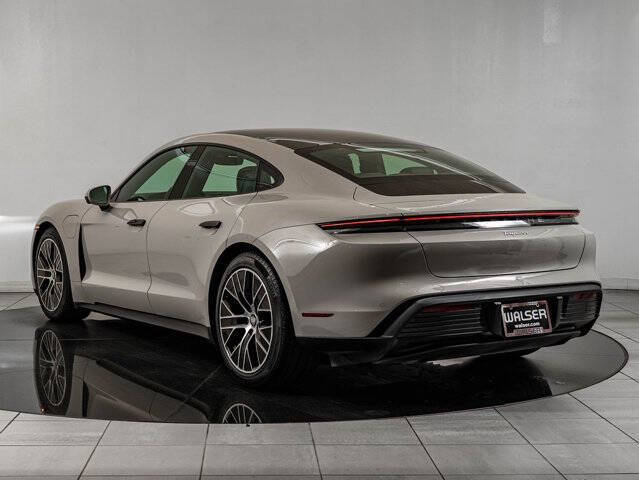 2022 Porsche Taycan