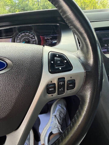 2013 Ford Taurus SEL