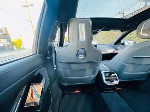 2023 BMW i7 xDrive60