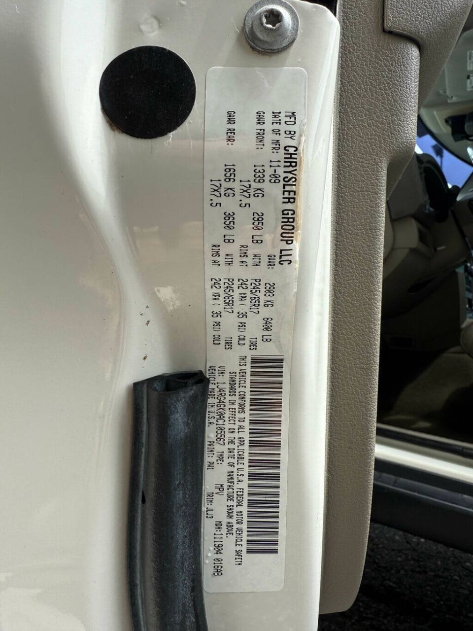 2010 Jeep Commander 17