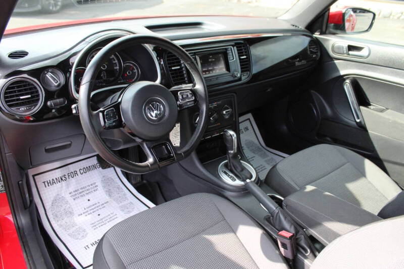 2019 Volkswagen Beetle 2.0T S