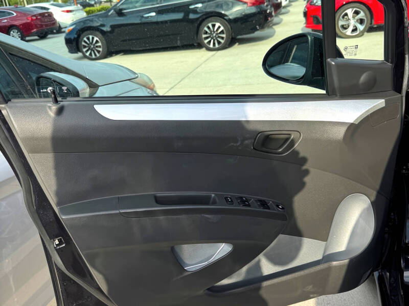 2016 Chevrolet Spark EV 2LT