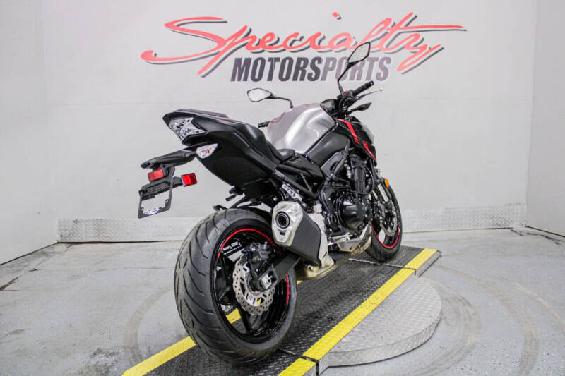 2023 Kawasaki Z900 ABS