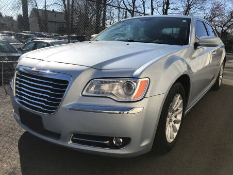 2013 Chrysler 300 for sale at MAGIC AUTO SALES in Little Ferry NJ