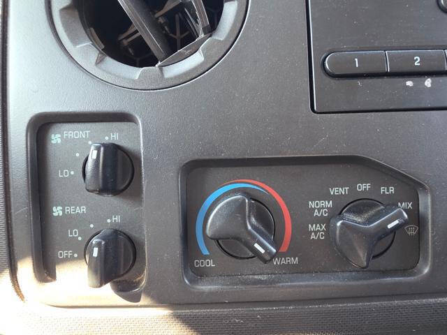 2012 Ford E-Series E-350 SD