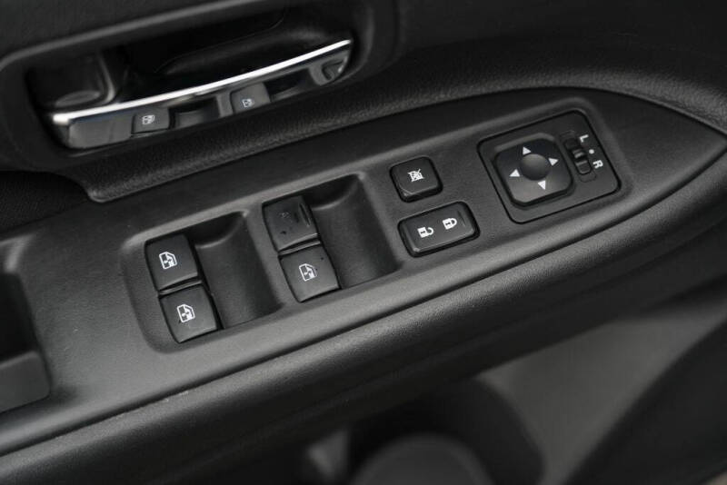 2016 Mitsubishi Outlander SE