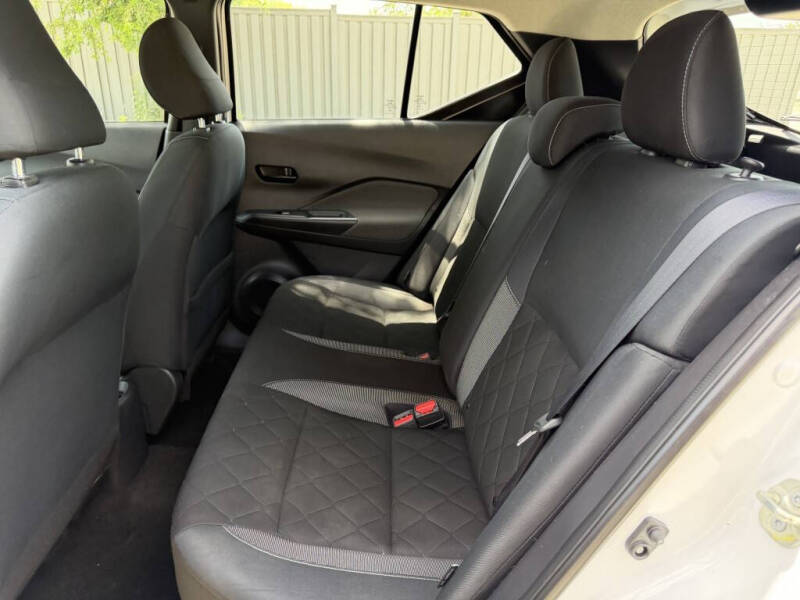 2020 Nissan Kicks S
