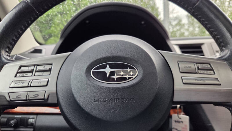 2011 Subaru Outback 2.5i Limited