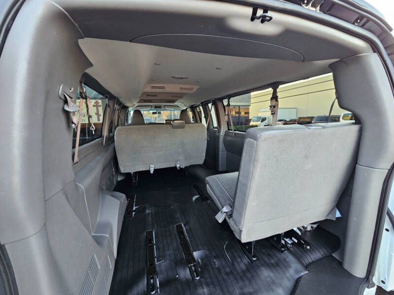 2023 Chevrolet Express LS 3500