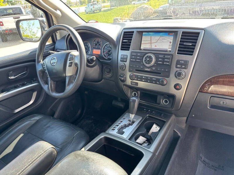 2015 Nissan Armada