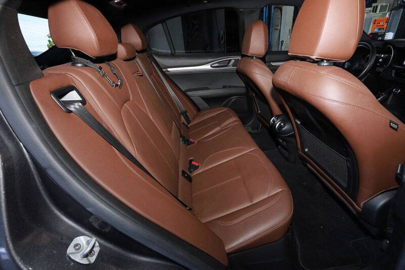 2024 Alfa Romeo Stelvio Ti