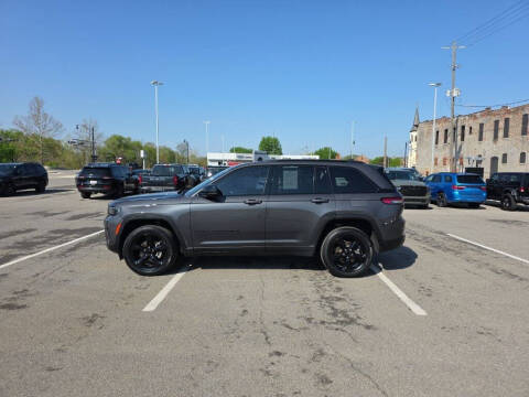 2023 Jeep Grand Cherokee Laredo