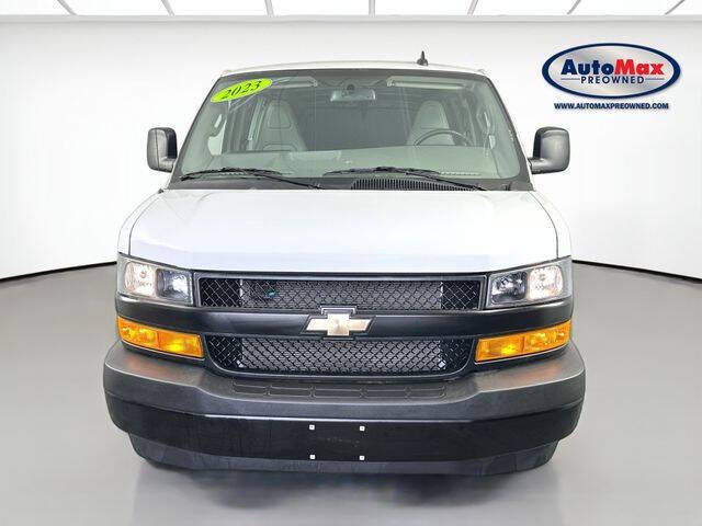 2023 Chevrolet Express 2500