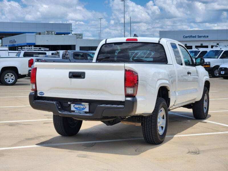 2022 Toyota Tacoma SR