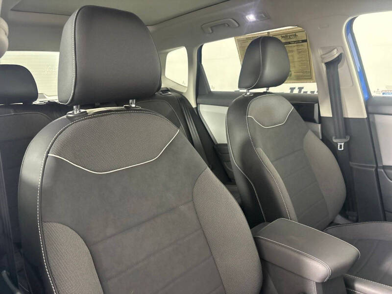 2023 Volkswagen Taos SE