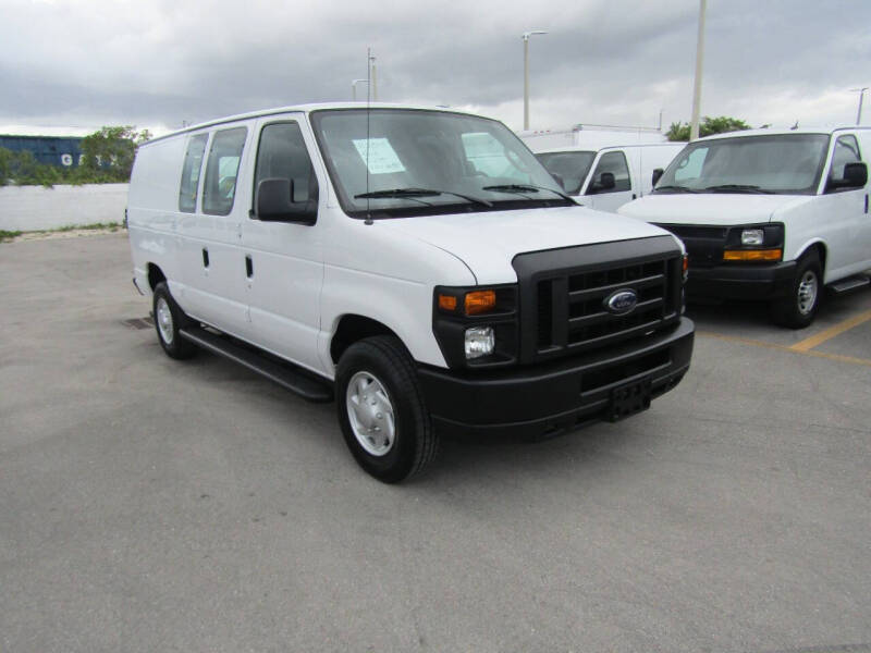 2010 Ford E-Series E-250