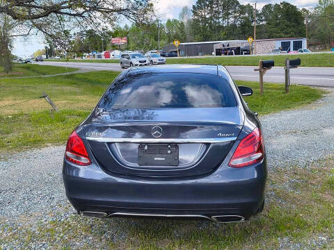2015 Mercedes-Benz 300-Class