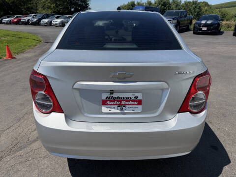 2013 Chevrolet Sonic LS Auto