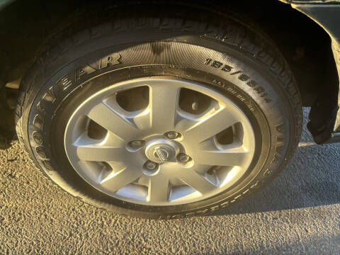 2000 Nissan Sentra XE