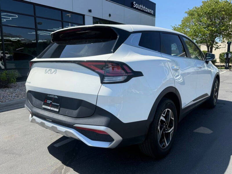 2024 Kia Sportage LX