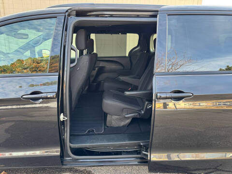 2019 Chrysler Pacifica Touring Plus