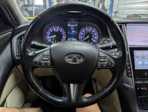 2015 Infiniti Q50