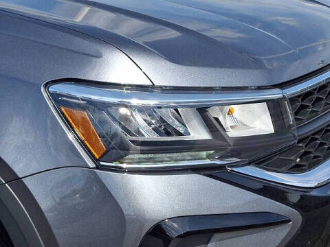 2024 Volkswagen Taos S 4Motion