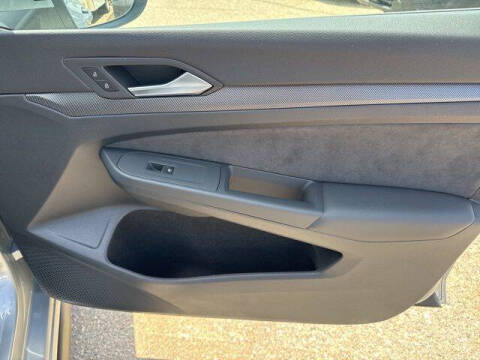 2025 Volkswagen Golf GTI SE