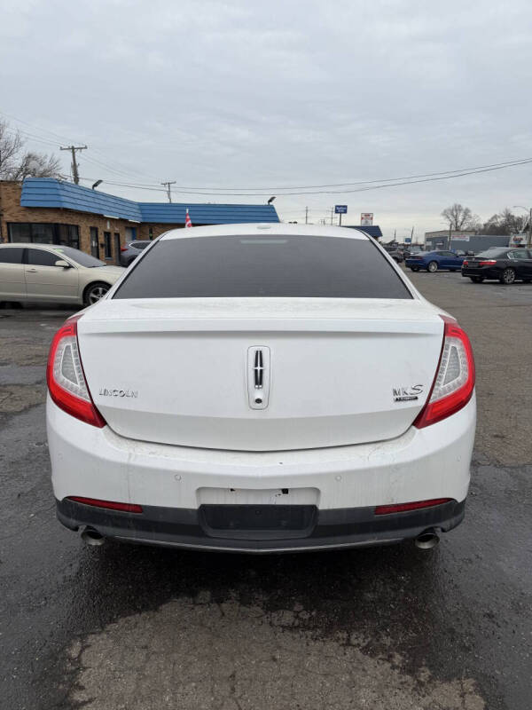 2013 Lincoln MKS