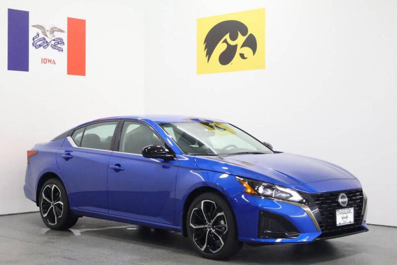 2025 Nissan Altima 2.5 SR