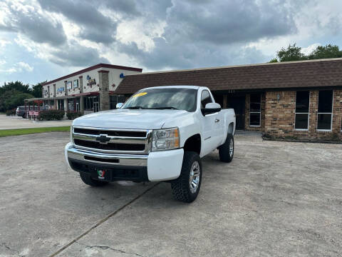 2011 Chevrolet Silverado 1500 for sale at Fabela's Auto Sales Inc. in Dickinson TX