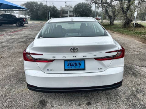 2025 Toyota Camry LE