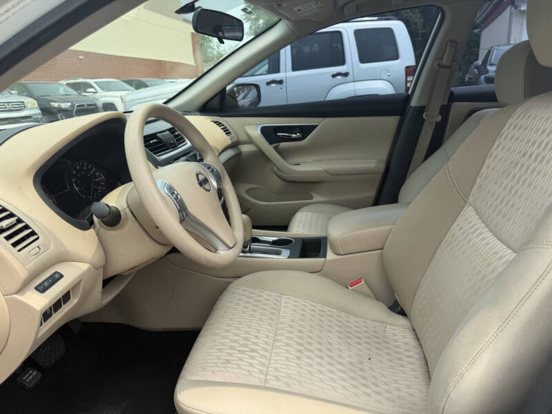 2016 Nissan Altima 2.5 SV