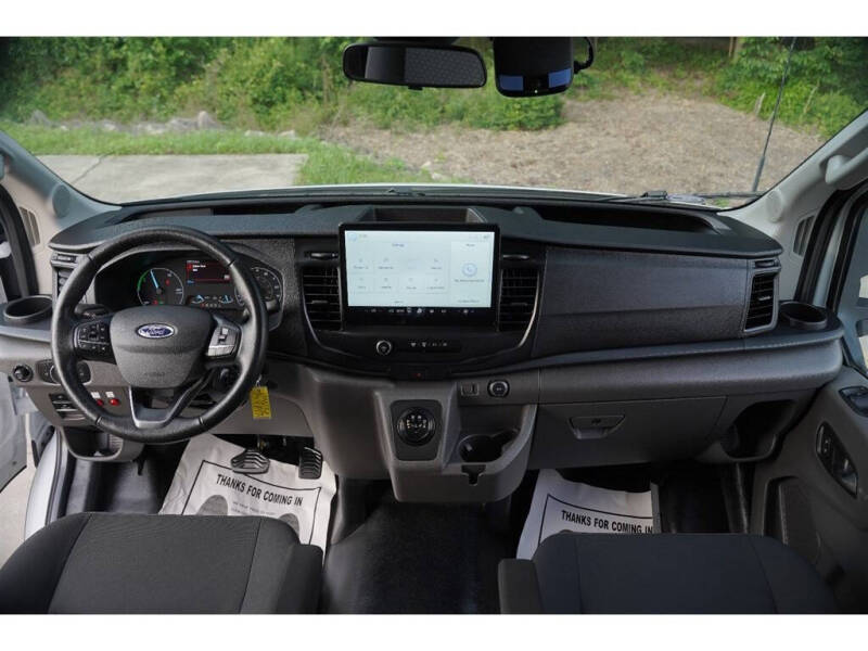 2022 Ford E-Transit 350