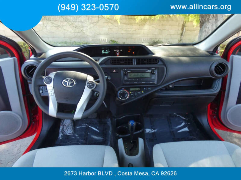 2014 Toyota Prius c