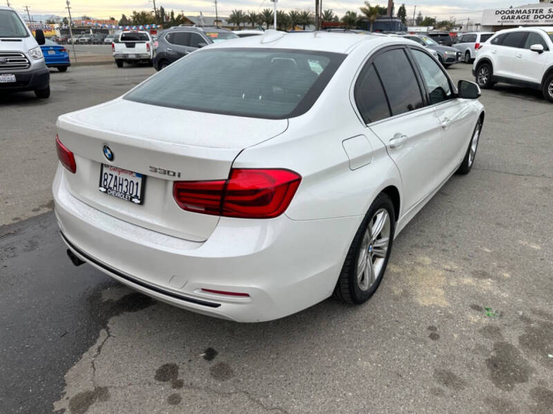 2018 BMW 3 Series 330i