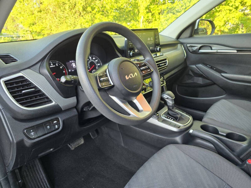2022 Kia Seltos LX