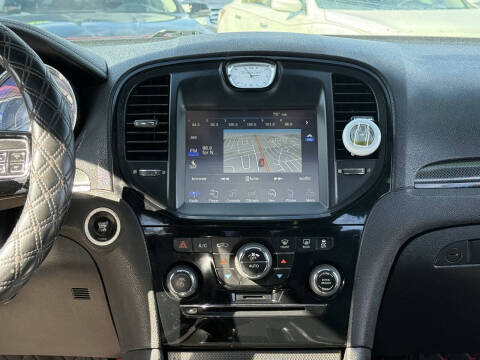 2014 Chrysler 300 S