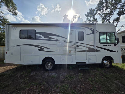 2013 Winnebago Vista