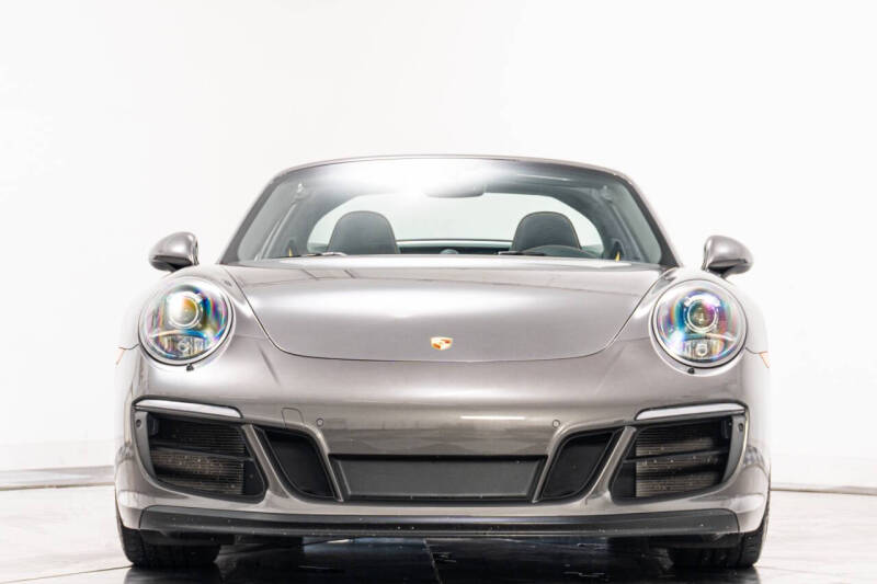 2018 Porsche 911 Targa 4 GTS