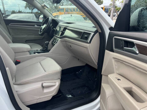 2019 Volkswagen Atlas V6 SE R-Line