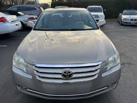 2005 Toyota Avalon XLS