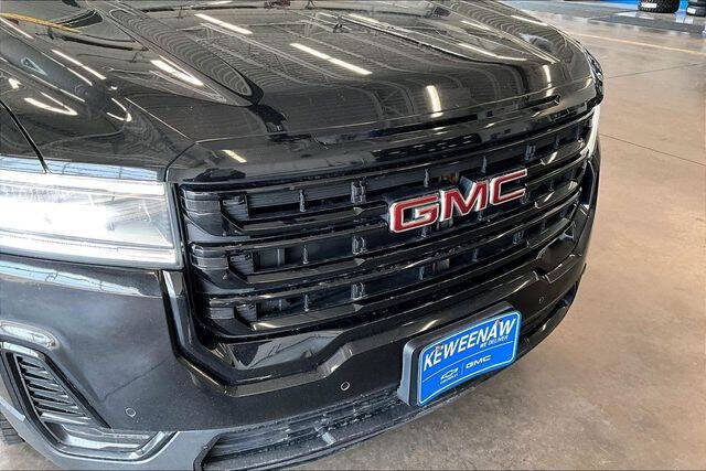 2023 GMC Acadia